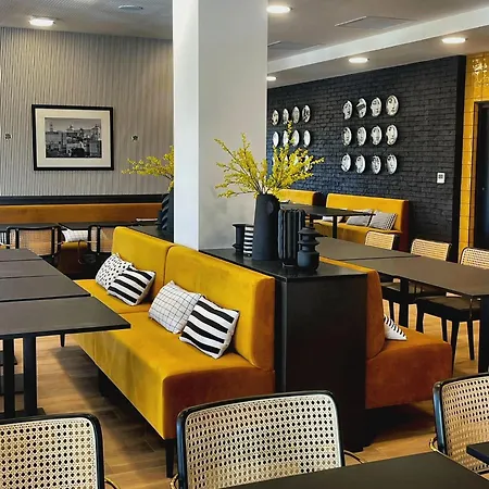 Aparthotel Montana
